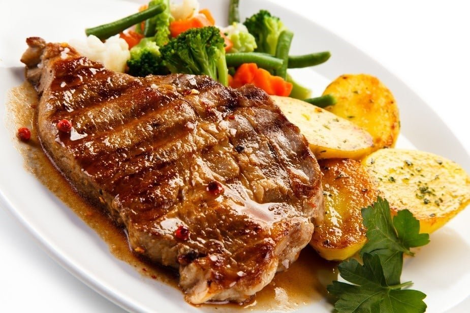 Bodybuilder meal of beef steak, boiled potatoes and broccoli