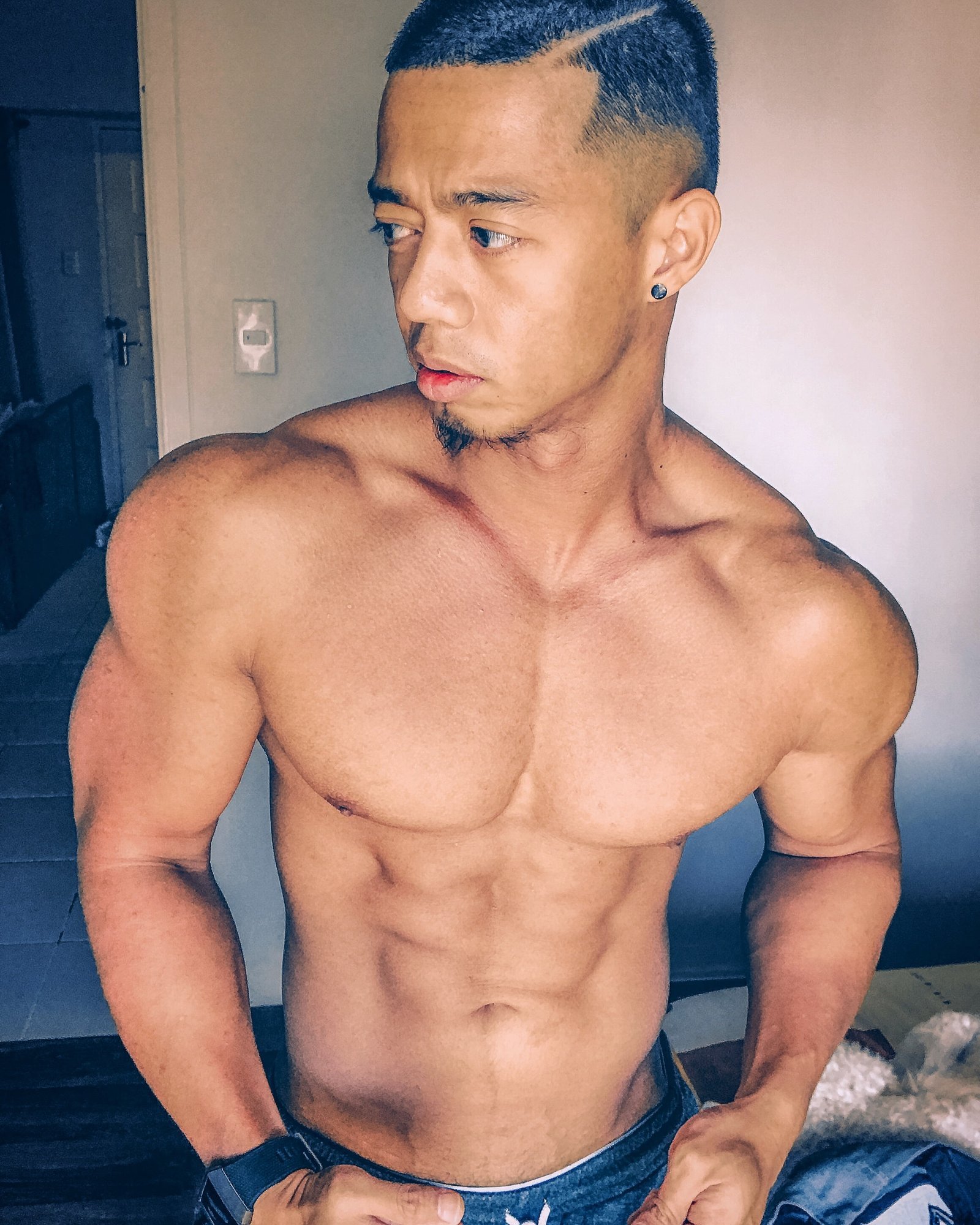 Coach Jeff Alagar as a physique athlete in 2018